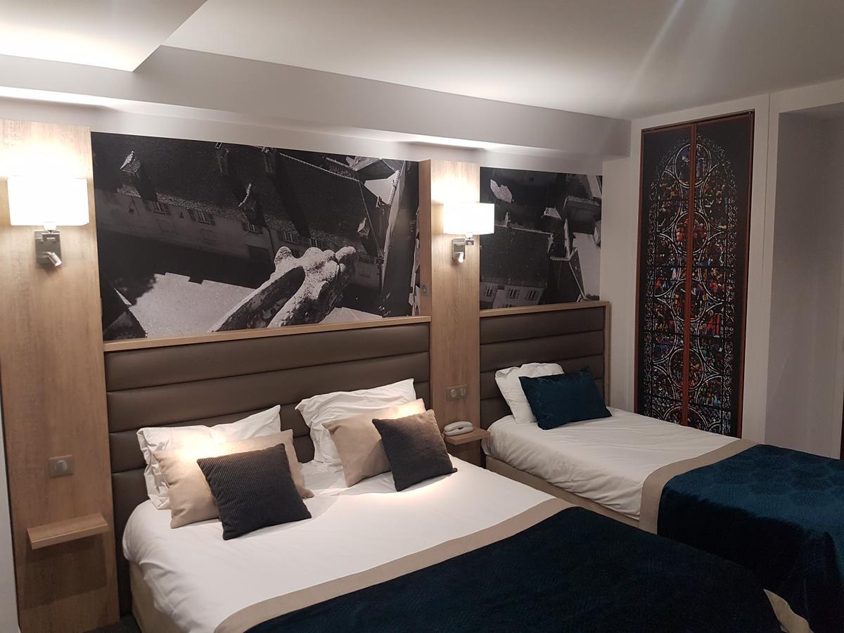 Hotel Logis - Le Christina Bourges Exterior foto