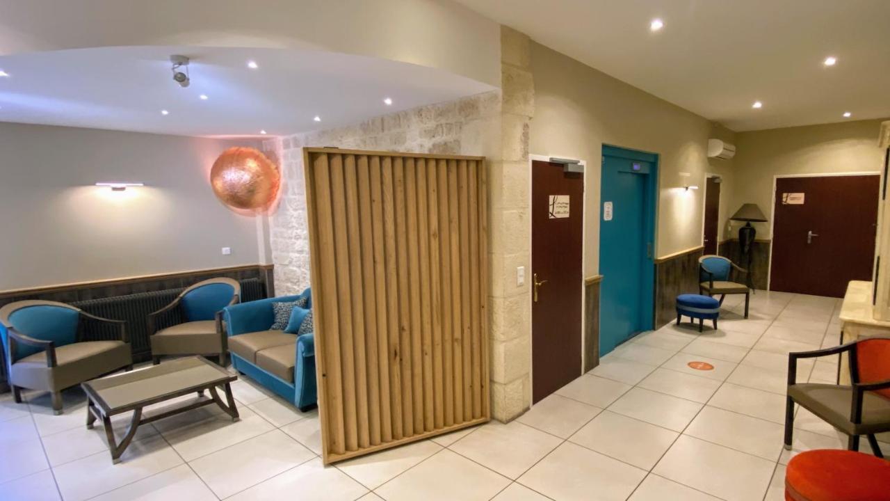 Hotel Logis - Le Christina Bourges Exterior foto